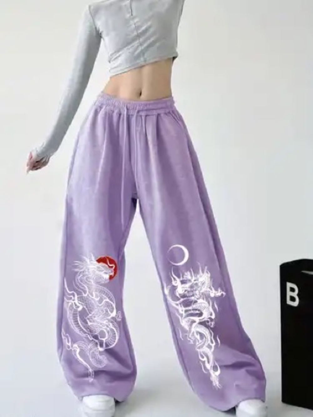 Lavender Wide-Leg Dragon Print Sweatpants Size S/M